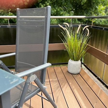 Peedy'S Luxurioese 60M² Wohnung Mit Balkonterrasse Stade Ngoại thất bức ảnh